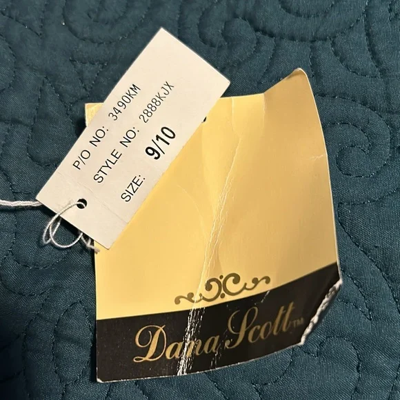 Vintage Dana Scott Lace Dress - Picture 8 of 11